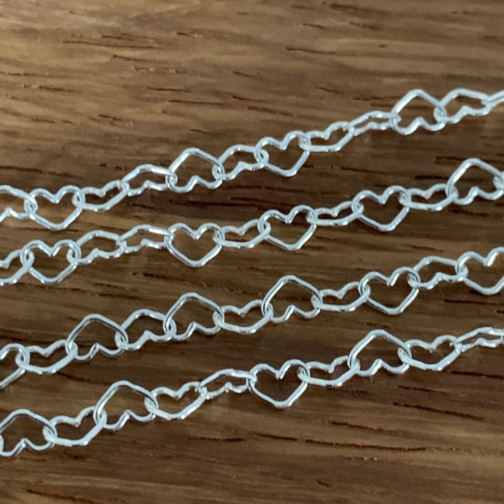 Sterling Silver .925                              Heart Necklace/Chain 20”